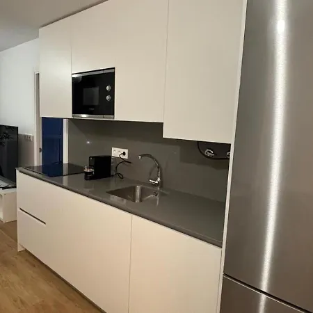 Lägenhet 6 *